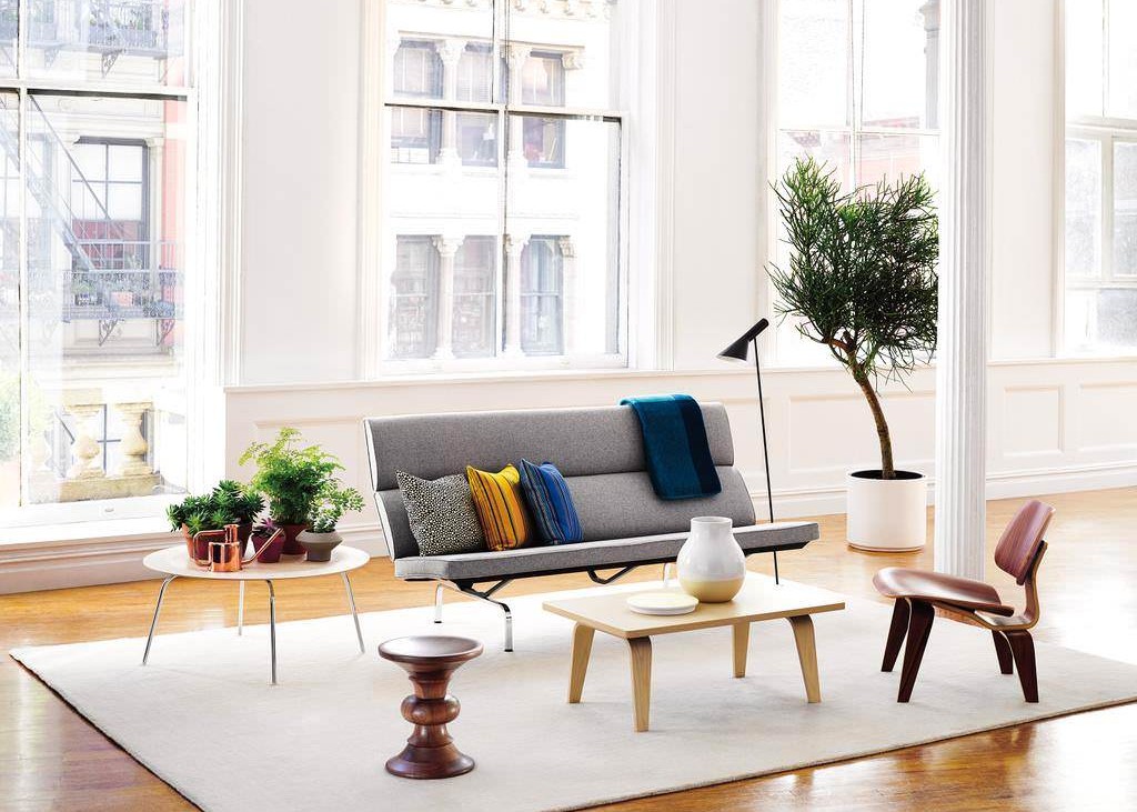 compact sofa Charles Ray Eames Herman Miller in 1954