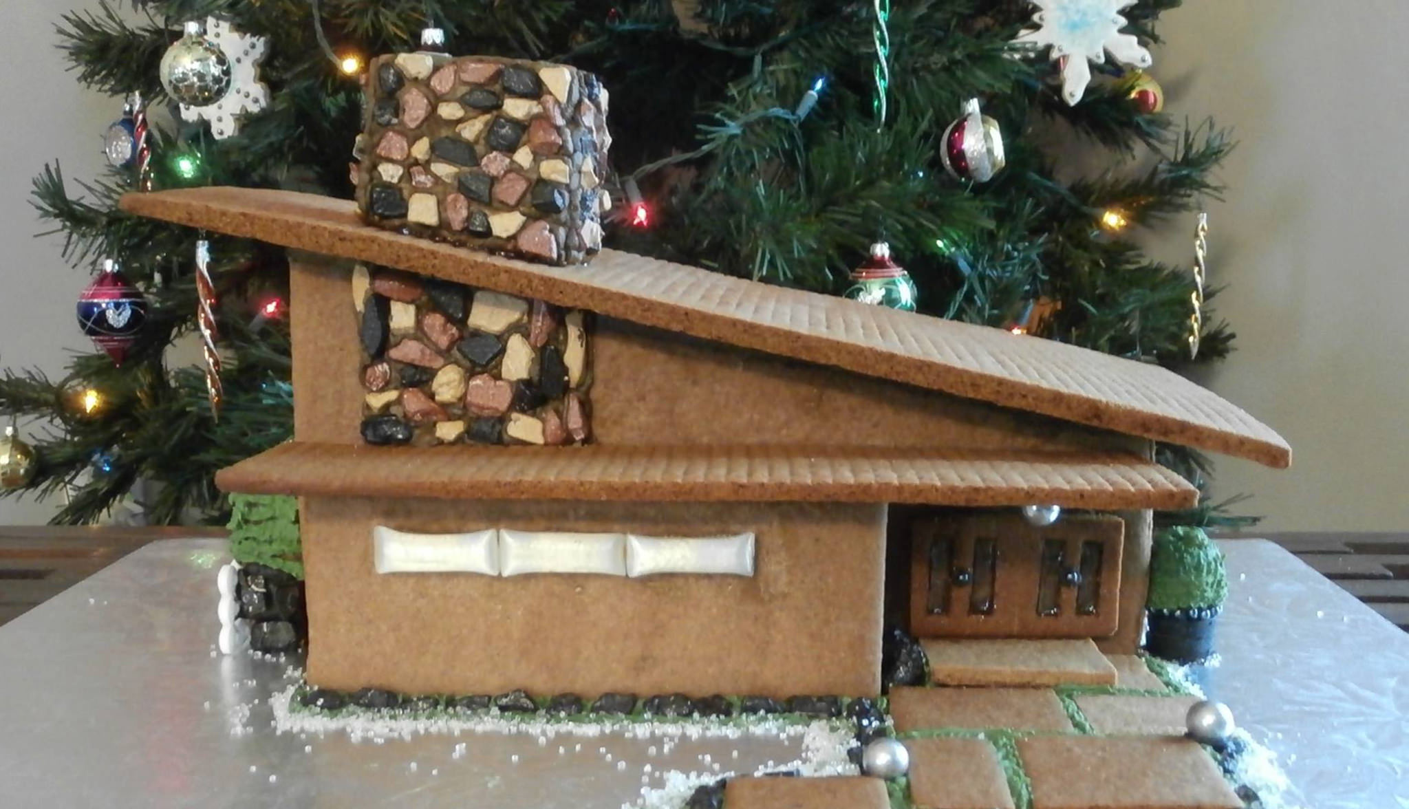 DC Hillier&#39;s MCM Daily - MCM Gingerbread Houses! - December 16th, 2015